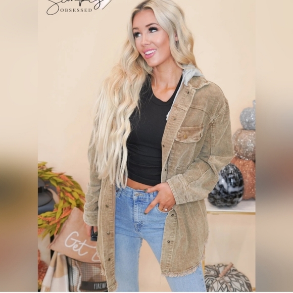 Oli & Hali Jackets & Blazers - Corduroy jacket with hood